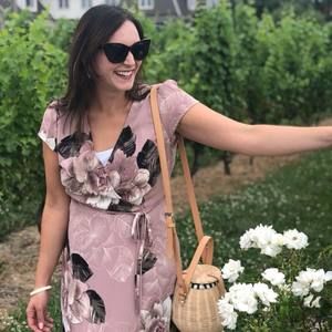 Meet your Posher, Stefani